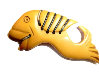 Yellow Bakelite Carved Figural Fish Brooch. 2.5" Long Unusual Weird Fish Pin Guranteed to be Vintage Authentic Bakelite. 1940s.
