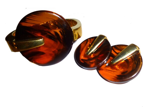 Trifari トリファリ クニオマツモト コラボ ブレスレット イヤリング Vintage TRIFARI Bracelet and Earrings Set. 1970s Acrylic and