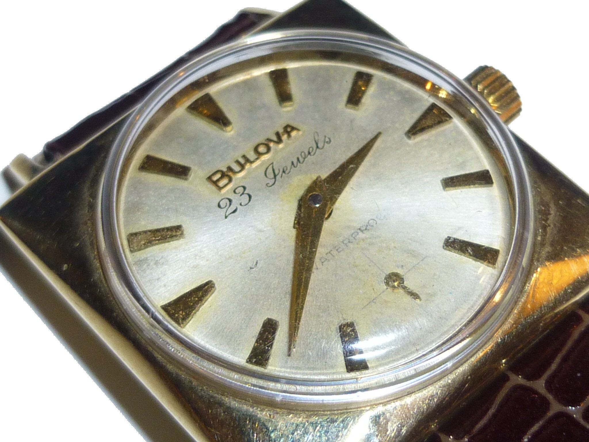 14k Gold Bulova Mens Wrist Watch. 1965 