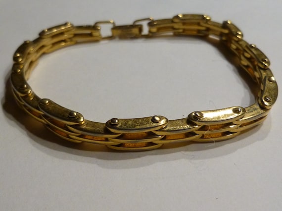Napier gold tone bracelet sale