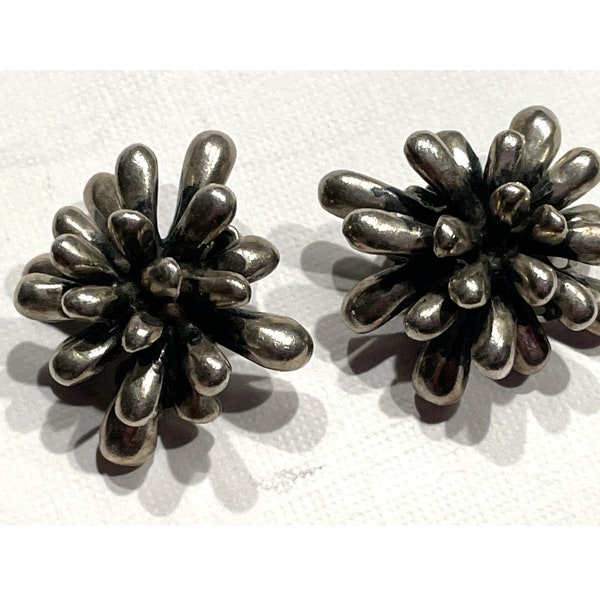 ZINA of Beverly Hills. Vintage Brutalist "Fireworks" Clip On Earrings. Sterling Silver. Tiny One Inch