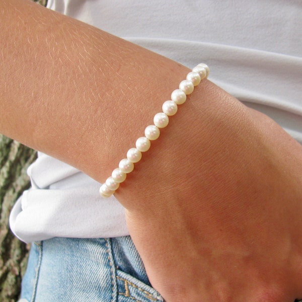 White Pearl Bracelet - Etsy