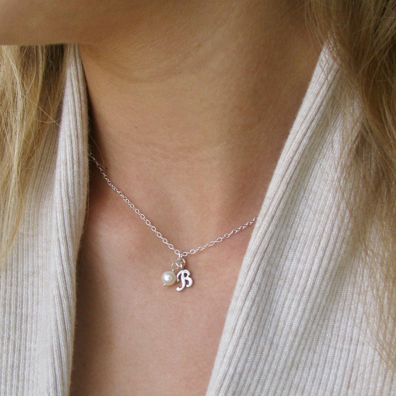 Mireval Sterling Silver Initial R Charm on a Sterling Silver Carded Box Chain Necklace 18 Mireval Sterling Silver Initial R Charm on a Sterling Silver Carded Box Chain Necklace 18