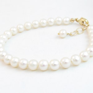 Purpose Pearl 6mm Gold Bracelet