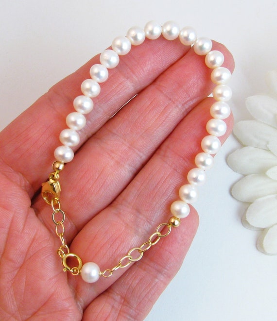 Pearl Bracelet for Baby & Little Girls, 1st Pearls, Birthday, Keepsake Gift  | ib Bracelet Boutique
