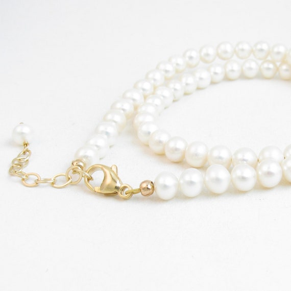 Single White Cultured Freshwater Pearl Necklace 14k Gold-filled Single White Cultured Freshwater Pearl Necklace 14k Gold-filled