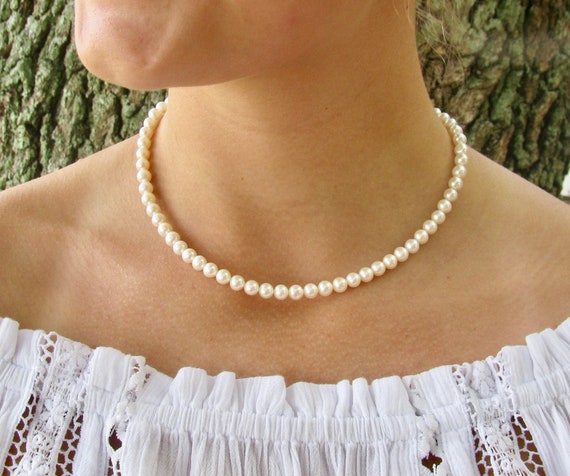 Single White Cultured Freshwater Pearl Necklace 14k Gold-filled Single White Cultured Freshwater Pearl Necklace 14k Gold-filled