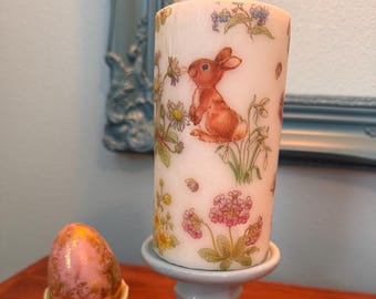 Vela de pilar floral artesanal: Decoración de conejo primaveral botánico vintage chinoiserie