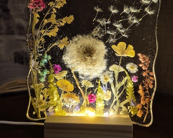 Resin Dandelion Night Light: Real Flower Epoxy Lamp, Nature Inspired Decor