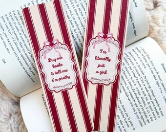 Eu sou literalmente só uma garota / Compre livros para mim e diga que sou bonita - Favoritar