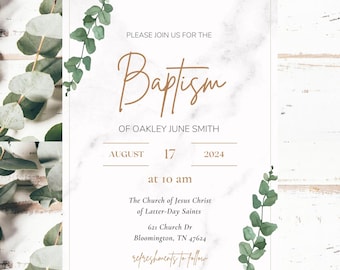 Puede incluir: Una tarjeta blanca con fondo de mármol y letras doradas anunciando un bautizo para Oakley June Smith el 17 de agosto de 2024 a las 10:00 am en La Iglesia de Jesucristo de los Santos de los Últimos Días, 621 Church Dr, Bloomington, TN 47624. La tarjeta está decorada con hojas verdes de eucalipto.