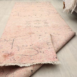 3x8 Pink Vintage Runner, 3x8 Soft Oushak Runner, Bohemian Runner, Handmade Rug, Antique Rug, Vintage Rug, Kitchen Runner, Hallway Runnern