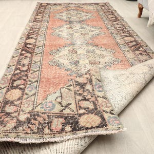 3x9 Faded Red Vintage Runner Rug, 3x9 Oushak Runner, Bohemian Runner, Handmade Antique Rug, Vintage Rug, Kitchen Runner,Hallway Wool Runner