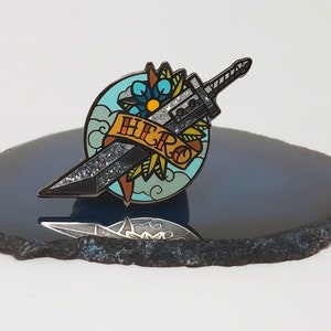 Enamel pin &quot;Hero of Midgar&quot;