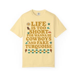 Funny Western Graphic Tee: Comfort Colors Cowgirl T-Shirt imagem 5