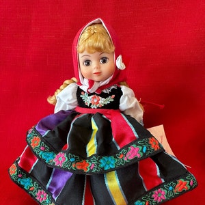 Vintage Madame Alexander 8 Doll Club Edition Unusual Lavendar Brown Eyes International Poland Lovely Taffeta Dress Etsy