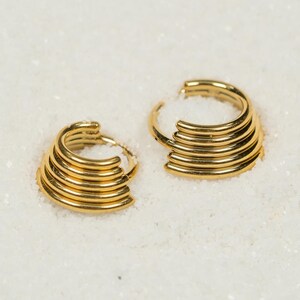 16G 5 Tier Layered Rings Clicker Hoop Septum Ring Titanium Nose Ring Septum Piercing Cartilage Gold Silver Daith Helix S27-8