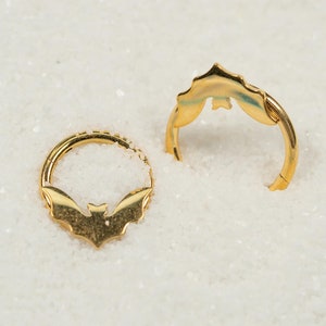 16G Bat Clicker Hoop Septum Ring Surgical Steel Nose Ring Septum Piercing Cartilage Gold Silver Black Daith Hoop Helix Hoop Hinged S20-14