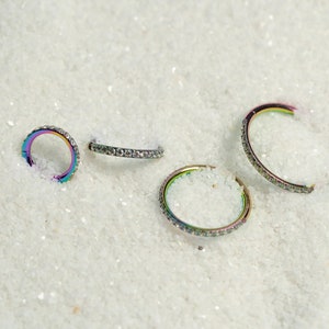 20G 18G 16G Rainbow Clicker Hoop Septum Ring Titanium Nose Ring Septum Piercing Cartilage Cut Colorful Daith Hoop Helix Hoop Hinged S20-34