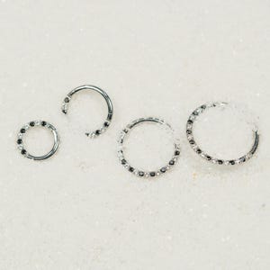 16G Black and Clear CZ Clicker Hoop Septum Ring Surgical Steel Nose Ring Septum Piercing Cartilage Silver Daith Hoop Helix Hoop Hinge S22-19