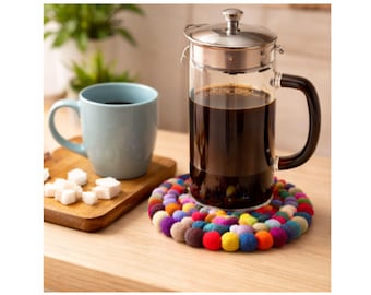 Set of 3 Handmade Wool Ball Trivets – Multicolor Felt Hot Pads, 18cm Kitchen Decor