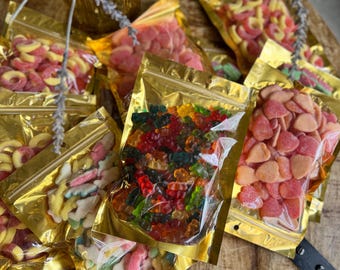 GUMMY BEARS | Gummy Candy Mix | Assorted Flavors | Halal Certified | Fun Shapes | Perfect Gift Box | halal gift for kids