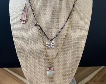 Collar con guantes de esquí de Betsey Johnson, joyería NWOT. Todos los precios de los artículos incluyen aranceles estadounidenses.