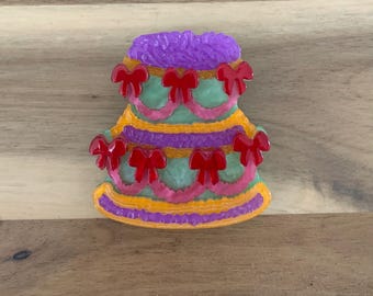 Erstwilder Vintage Dreams Showstopper Cake Brooch dessert bow bake pin NWOT all item prices include US tariffs