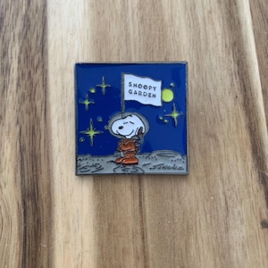Vintage snoopy pin - Etsy 日本