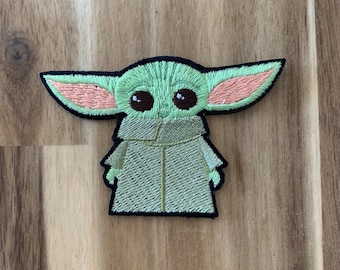 Loungefly Star Wars Mandalorian the Child baby Grogu Embroidered Iron On Patch/all item prices include US tariffs