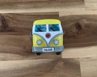 Erstwilder Vagabond Wheels Brooch bus Pin NWOT