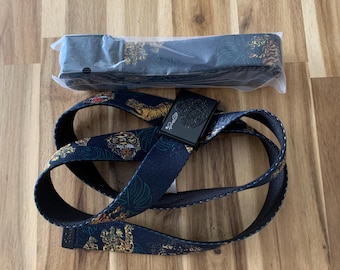 Ed Hardy Leather Belt With Tiger Motif and Rhinestones - Y2K  display picture 3