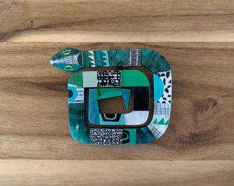 Erstwilder A Snake Named Hiss Brooch animal Pin New with defect