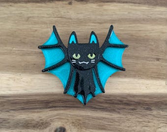 Erstwilder Bat Cat Brooch Halloween pin NWOT