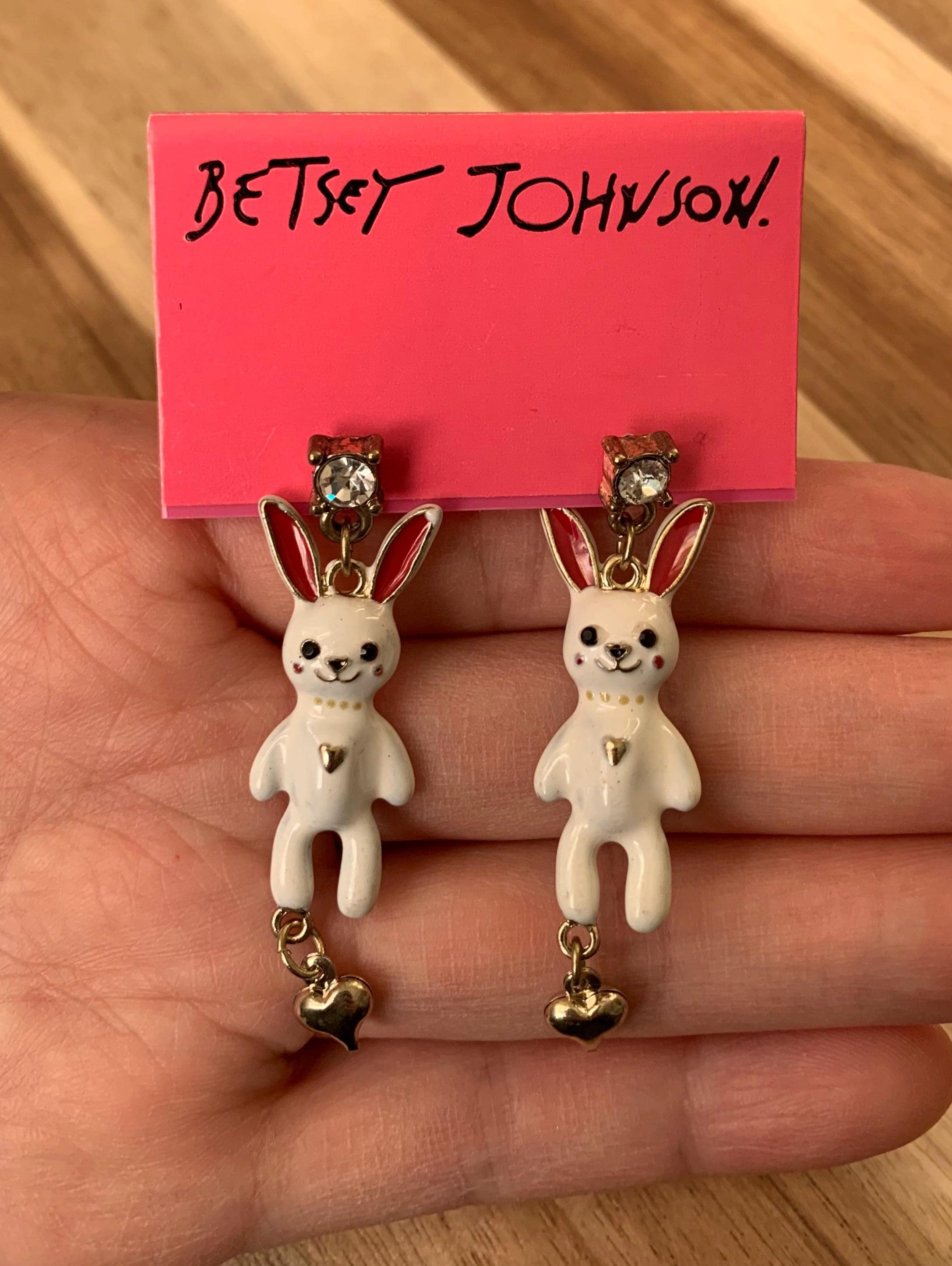 Betsey Johnson Bunny Backpack NWOT BETSY JOHNSON KITSCH BACKPACK – Paasolainen main image 3