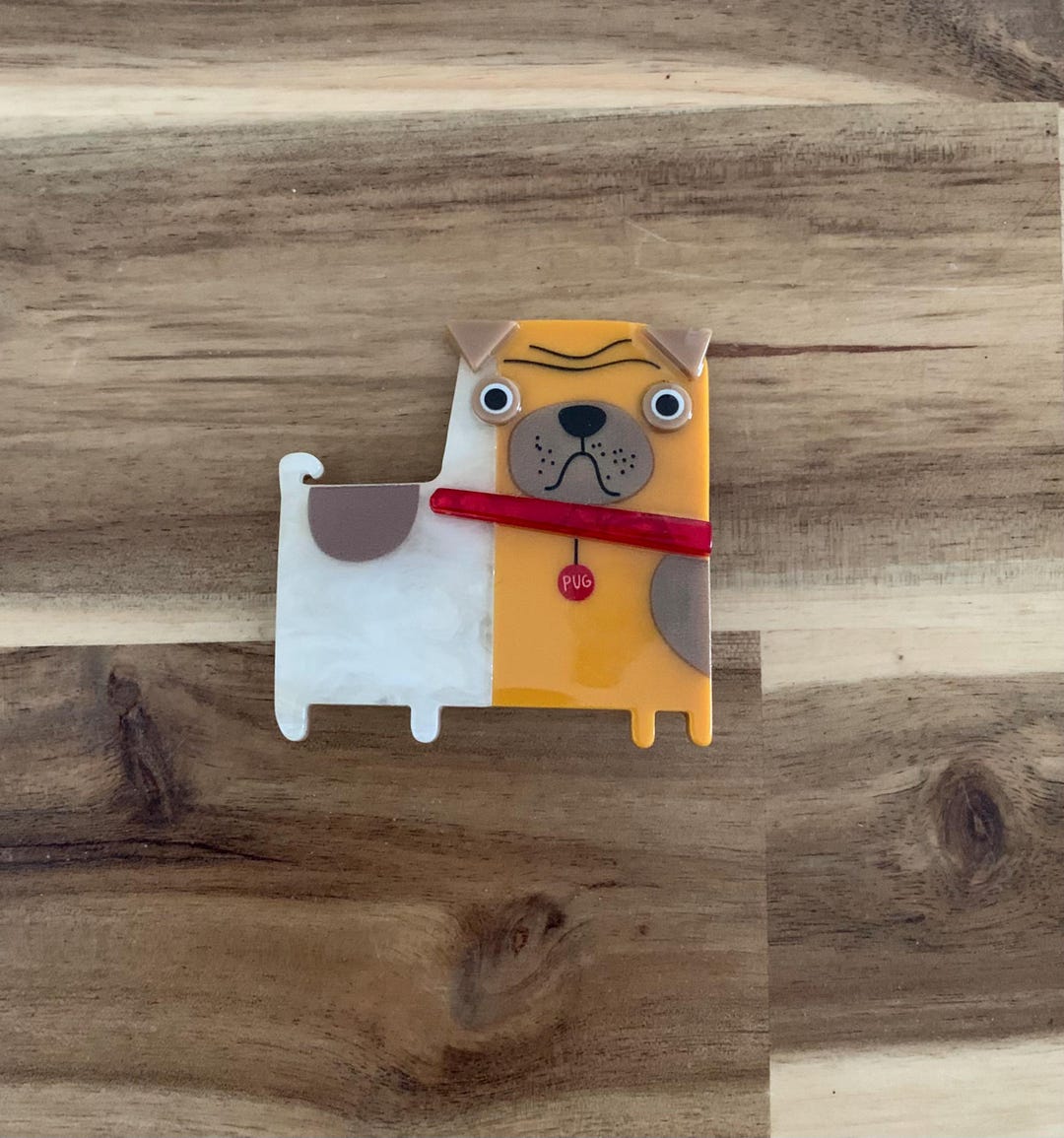 エルストヴィルダー パグ勲章ブローチ 犬ピン NWOT - Etsy 日本