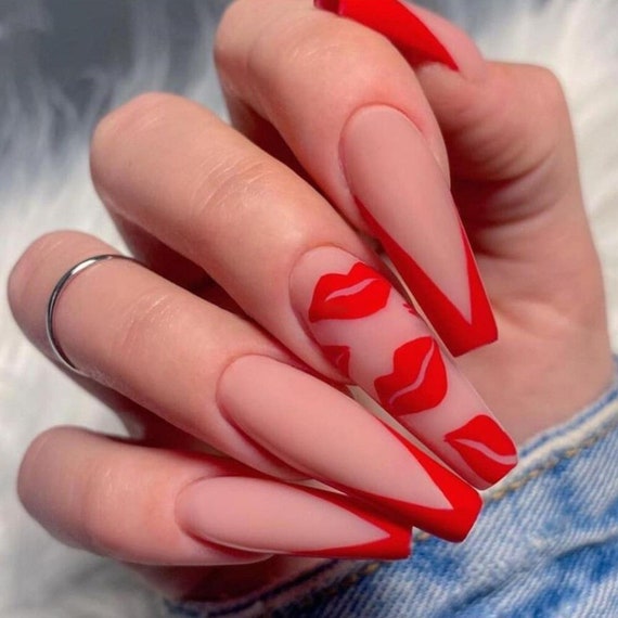 red nails, lv and fashion - image #8562212 on