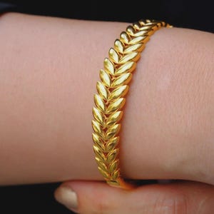 14k Solid Gold Leaves Hinged Cuff Bracelet Bangle