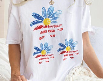 Camiseta Daisy para mujer del 4 de julio, camiseta patriótica floral Comfort Colors, rojo, blanco y azul con estampado de flores silvestres, lavado vintage, regalo del Día de la Independencia de EE. UU.