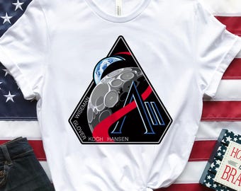 Artemis II Space Mission Patch T-shirt, Artemis 2 Crew Shirt, Astronaut Names Lunar Orbit Tee, Moon Program Graphic, Gift For Space Lovers