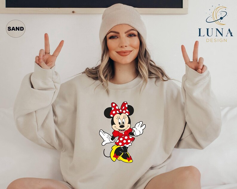Minnie Sweatshirt, Disney Sweater, Retro Vibes, Cartoon Sweatshirt, Vintage Sweatshirts, Minnie Mouse Gift, Birthday Shirt, Disney T-shirt image 2