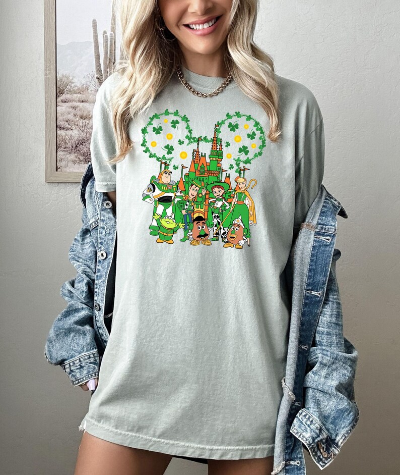 Camiseta de colores cómodos, camiseta de Toy Story, camiseta de San Patricio, camiseta del Sheriff Woody, camiseta de Buzz Lightyear, camiseta de San Patricio de Disney, camiseta de Jessie imagen 6