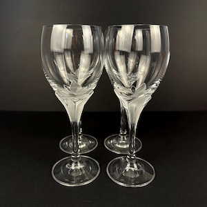 Schott Zwiesel La Fleur Wine Glasses Set of 4 Clear Frost Made in Germany Marked on base 20 cm High