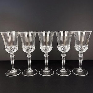 Set of 5 Royal Crystal Rock RCR Italy Aurea Wine Glasses 7 3/8&quot; Tall
