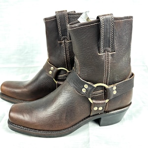 New Women&#39;s Frye Boot 77455 BZR Harness 9.5 Blazer Brown Never Worn