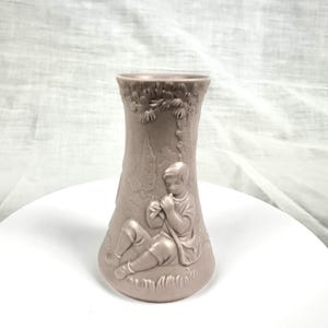Retired Lladro Porcelain Vase, Vintage Figures from 1988, Rare Lladro Vase 7cm High