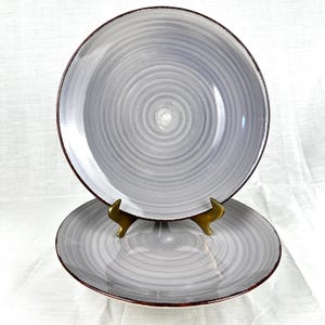ROYAL NORFOLK 10.5” Dinner Plates Aubergine Spiral Stoneware Set of Two