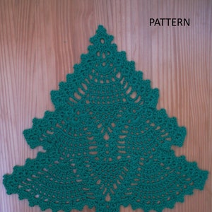 Holiday Tree Table Mat - PH-601 - Crochet Pattern PDF