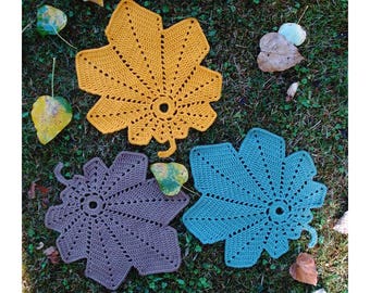 Falling Leaves Table Mats - PH-104 - Crochet Pattern PDF