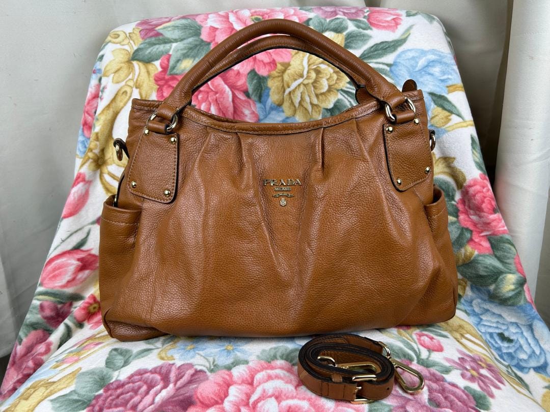 バッグ 00s archive prada leather hand bag early 2000s prada shoulder bag in red nylon with leather